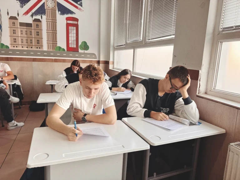 uk school classroom